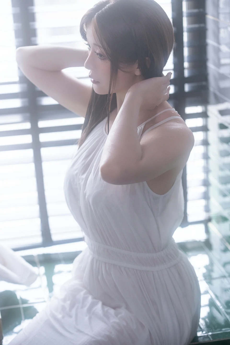 星之迟迟_25年5月计划G_雨天的奇妙偶遇_100P,1V_3_4GBp01 tg@simisebaisi 【丝足阁】013.webp